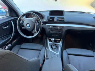 BMW 1 Series foto 2