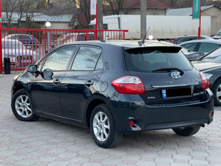 Toyota Auris foto 3