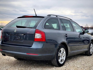 Skoda Octavia foto 2