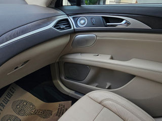 Lincoln MKZ foto 4