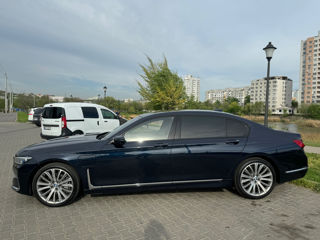 BMW 7 Series foto 2