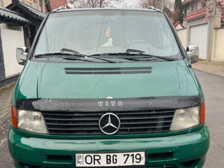 Mercedes V-Class