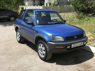 Toyota Rav 4 foto 1