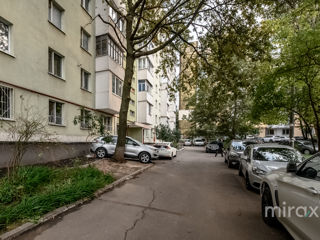 Apartament cu 2 camere, 54 m², Buiucani, Chișinău foto 10