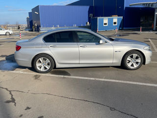 BMW 5 Series foto 5