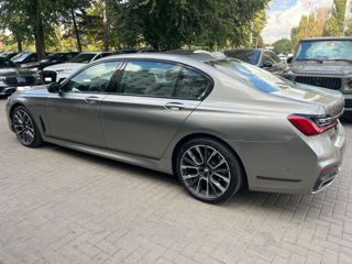 BMW 7 Series foto 3