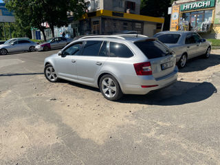 Skoda Octavia foto 3