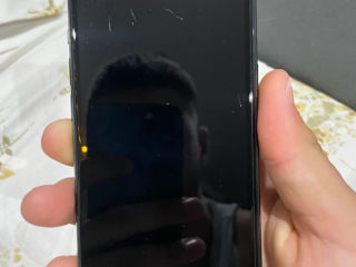 Vând iPhone  11 pro de 256 de