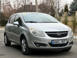 Opel Corsa foto 3