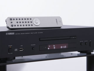 Yamaha CD-S700 (USB)