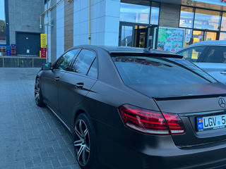 Mercedes E-Class foto 3