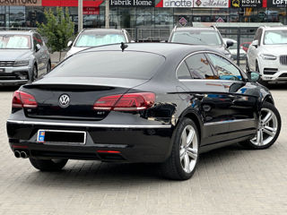 Volkswagen Passat CC foto 4