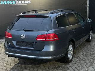 Volkswagen Passat foto 4