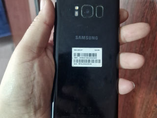 Samsung s8 merge tot bine dar are o pata neagra. foto 4