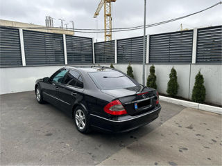 Mercedes E-Class foto 4