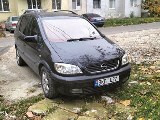 Opel Zafira foto 3