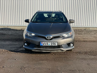 Toyota Auris foto 3