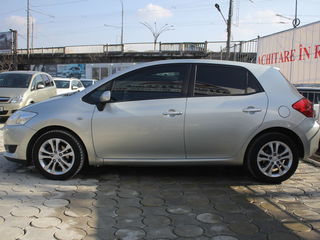 Toyota Auris foto 3