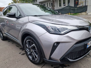 Toyota C-HR foto 3