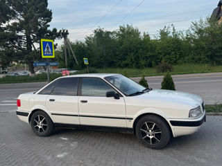 Audi 80 фото 0