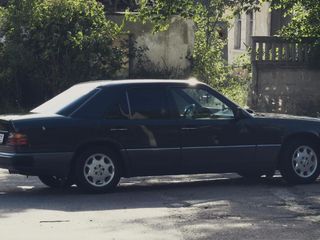 Mercedes E Class foto 4