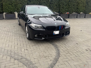 BMW 5 Series foto 2