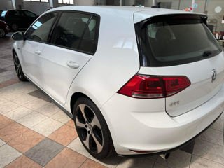 Volkswagen Golf foto 3