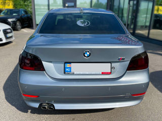 BMW 5 Series foto 6