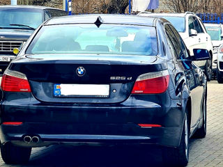 BMW 5 Series foto 3