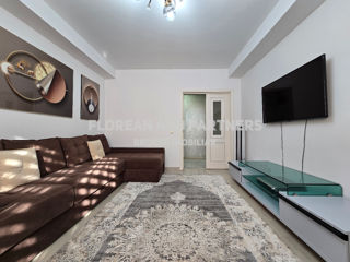 Apartament cu 2 camere, 67 m², Centru, Chișinău foto 3