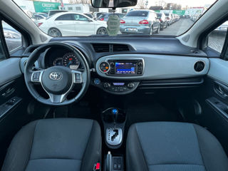 Toyota Yaris foto 11