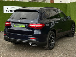 Mercedes GLC foto 4