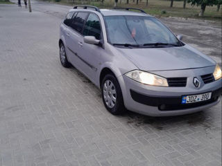 Renault Megane foto 1