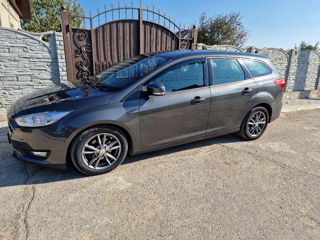 Ford Focus Wagon foto 7