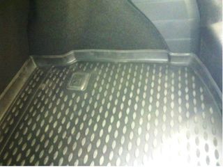 Коврик в багажник Renault Megane 3 foto 2