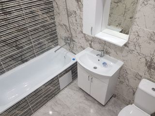 Apartament, 2 camere, Centru, zona foarte buna! foto 7