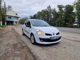 Renault Clio foto 3