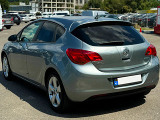 Opel Astra foto 8