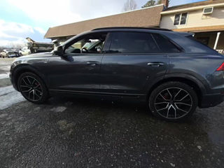 Audi Q8 foto 4