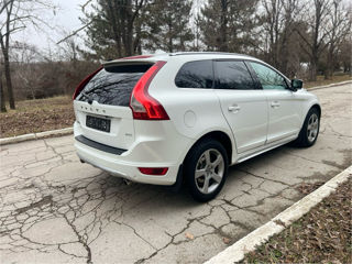 Volvo XC60 foto 3