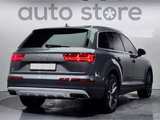 Audi Q7 foto 2