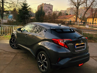 Toyota C-HR foto 6