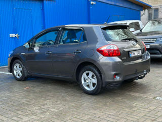 Toyota Auris foto 4