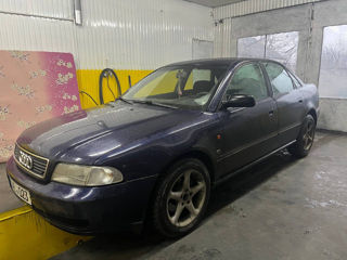 Audi A4 foto 2