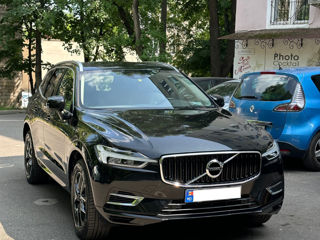 Volvo XC60 фото 0