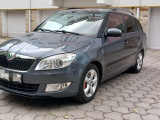 Skoda Fabia foto 2