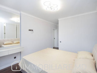 Apartament cu 2 camere, 70 m², Centru, Chișinău foto 5