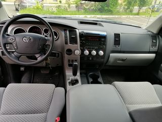 Toyota Tundra foto 6