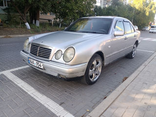 Mercedes E Class