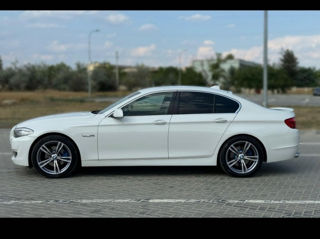 BMW 5 Series foto 6